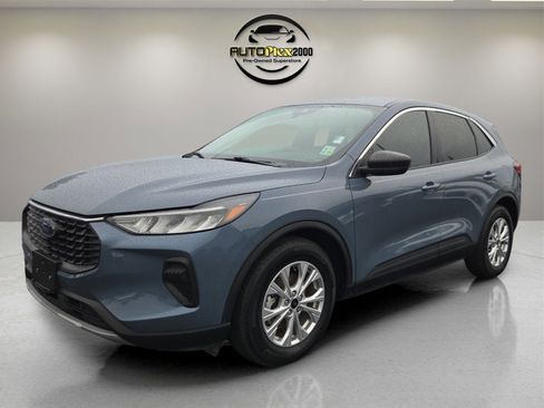 Used 2024 Ford Escape Active image 3