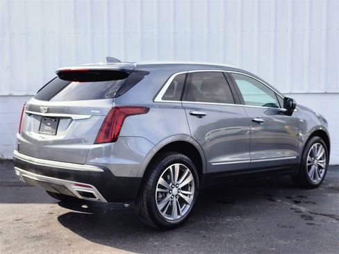 Certified 2021 Cadillac XT5 Premium Luxury image 5