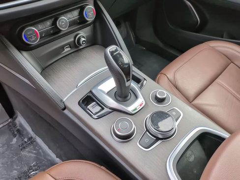 Used 2023 Alfa Romeo Stelvio Ti w/ Active Assist Plus Package image 29