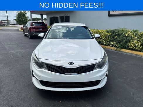 Used 2017 Kia Optima LX w/ Option Group 014 FWD image 4