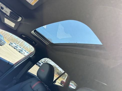 New 2026 Chevrolet Trax RS w/ Sunroof Package image 11