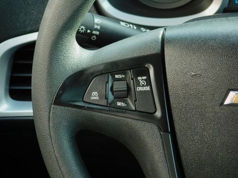 Used 2016 Chevrolet Equinox LS image 7