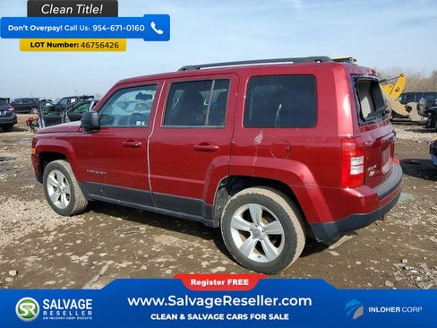 Used 2013 Jeep Patriot Latitude w/ Sun/Sound Group AWD/4WD image 3