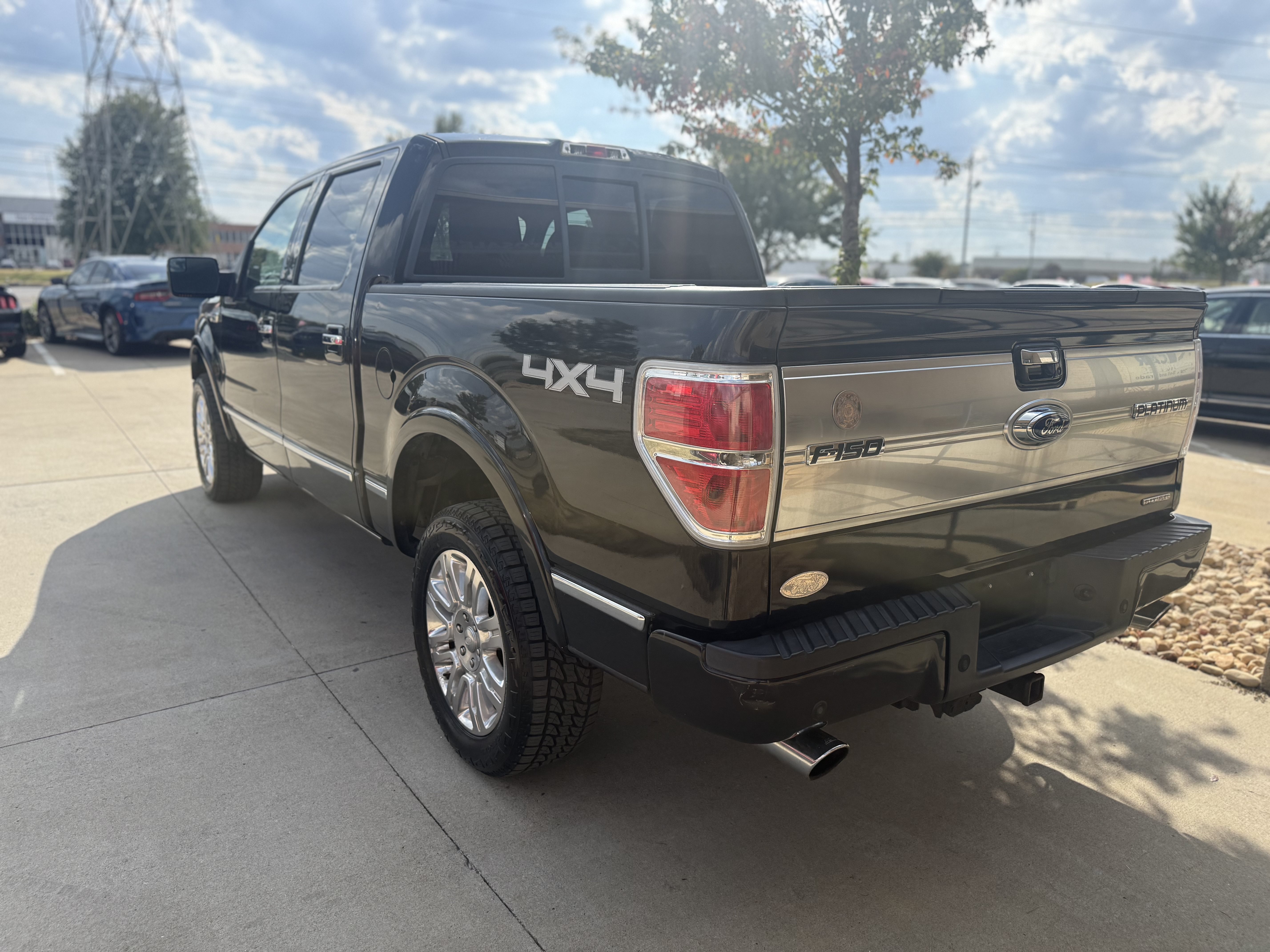 Used 2012 Ford F150 Platinum AWD/4WD image 4