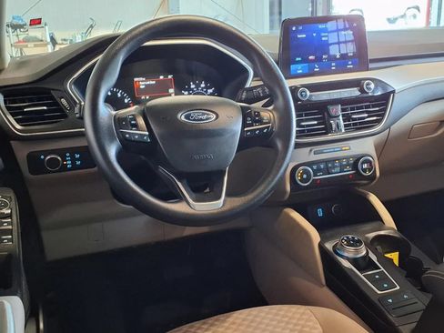Used 2020 Ford Escape SE AWD/4WD image 14