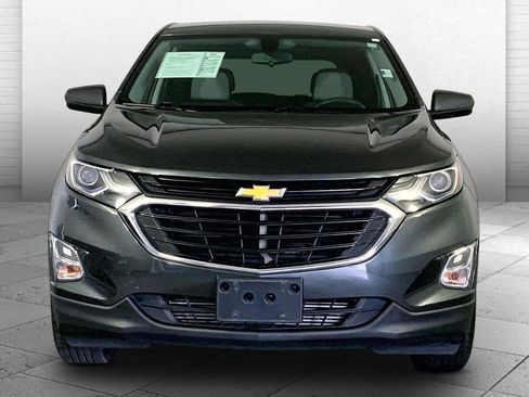Used 2018 Chevrolet Equinox LS FWD image 2