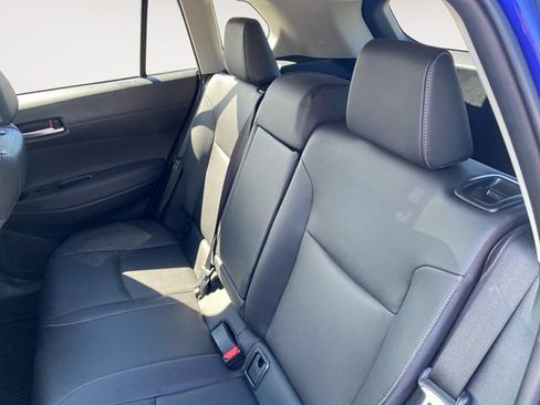 Used 2024 Toyota Corolla Cross XLE w/ Convenience Package AWD/4WD image 13
