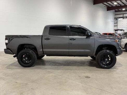 Used 2019 Toyota Tundra SR5 AWD/4WD image 7