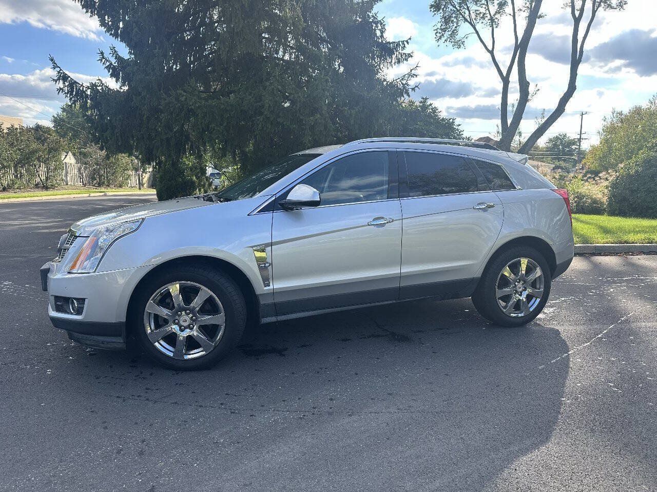 Used 2012 Cadillac SRX Performance FWD image 4