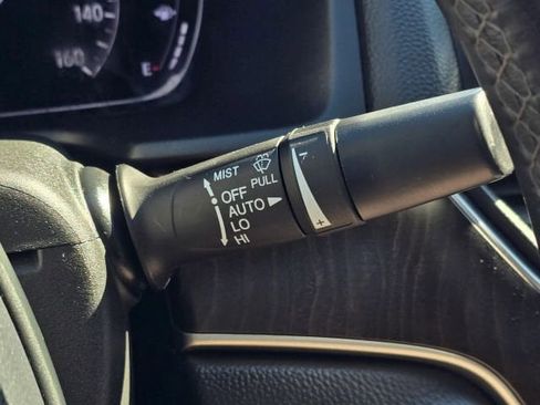 Used 2018 Honda Accord Touring image 34