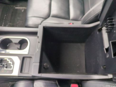 Used 2020 Toyota Tundra Limited w/ Limited Premium Package image 30