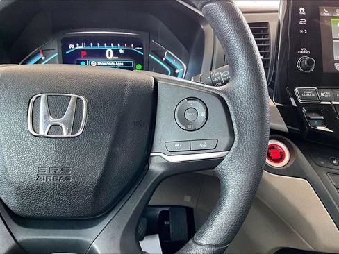 Used 2024 Honda Odyssey EX image 11