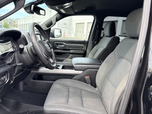Used 2019 RAM 1500 Big Horn AWD/4WD image 17