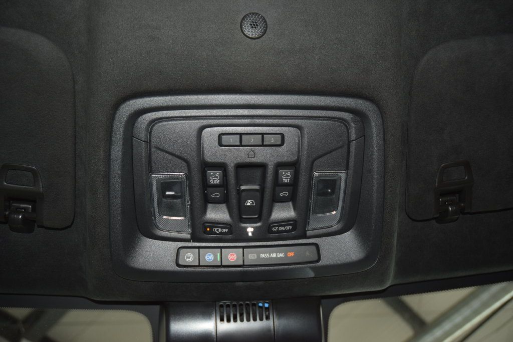 Used 2025 GMC Sierra 2500 Denali Ultimate AWD/4WD image 53