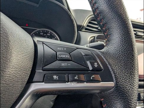 Used 2025 Nissan Versa SR w/ Trunk Package FWD image 23