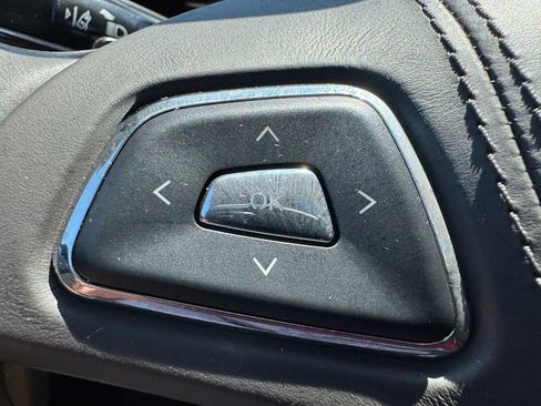 Used 2017 Lincoln MKZ Select w/ Technology Package FWD image 16