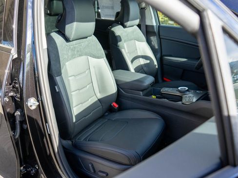 New 2026 Kia Sportage SX Prestige AWD/4WD image 9
