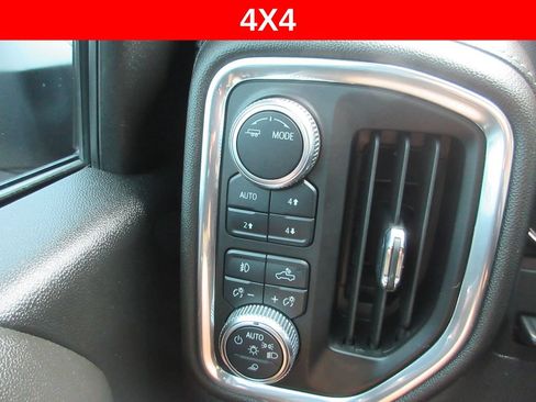 Used 2023 GMC Sierra 2500 Denali w/ Denali Black Diamond Edition AWD/4WD image 34