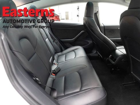Used 2023 Tesla Model 3 Standard Range image 17
