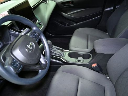 Used 2023 Toyota Corolla LE image 21