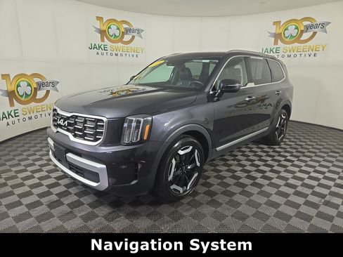 Used 2025 Kia Telluride S AWD/4WD image 3