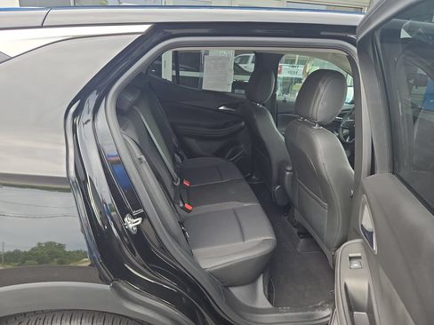 Certified 2025 Buick Encore GX Preferred FWD image 13