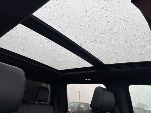 Used 2023 Ford F150 Lariat w/ Equipment Group 502A High image 7