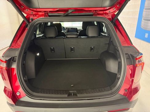 Used 2026 Chevrolet Equinox LT w/ Convenience Package II image 18