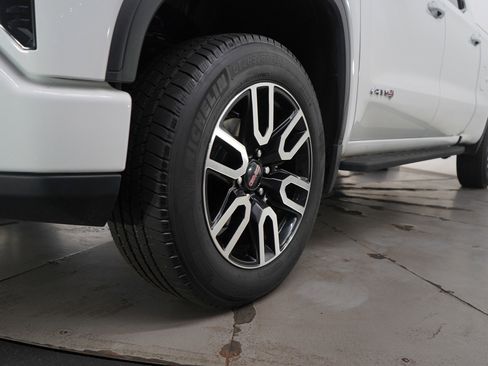 Used 2022 GMC Sierra 1500 AT4 w/ AT4 Preferred Package image 27
