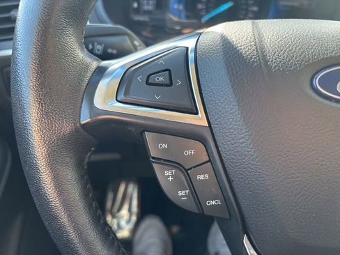 Used 2024 Ford Edge Titanium image 21