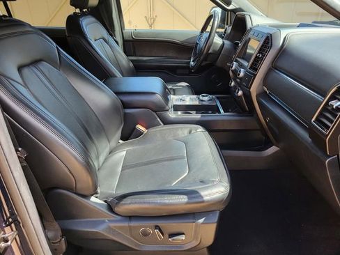 Used 2021 Ford Expedition Limited image 9