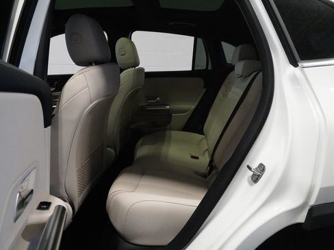 New 2026 Mercedes-Benz GLA 250 4MATIC image 16