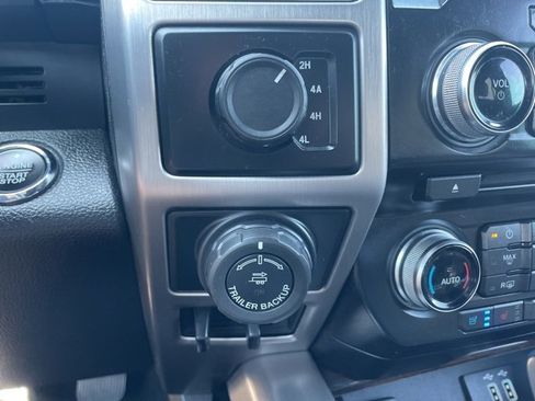 Used 2016 Ford F150 Platinum w/ Trailer Tow Package image 21