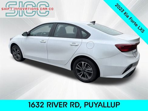 Used 2023 Kia Forte LXS w/ LXS Technology Package image 4