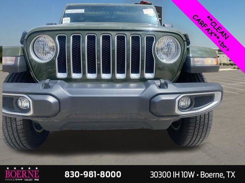 Used 2022 Jeep Wrangler Unlimited Sahara w/ Cold Weather Group AWD/4WD image 5