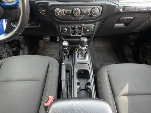 Used 2019 Jeep Wrangler Unlimited Sport S image 19