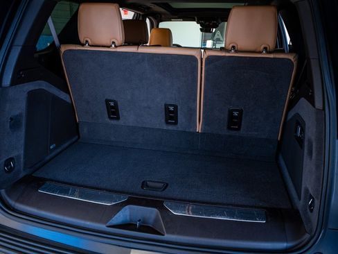 Used 2021 Cadillac Escalade Sport w/ Driver Assist Tech Package image 62