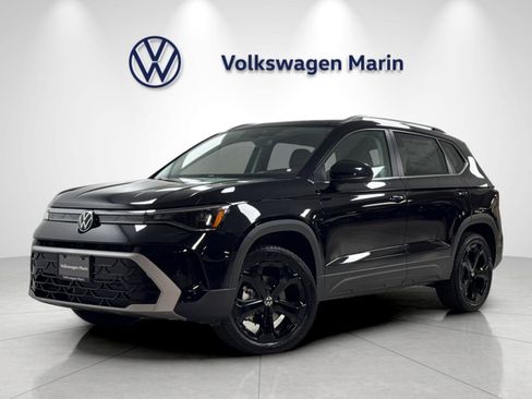 New 2026 Volkswagen Taos SEL AWD/4WD image 1