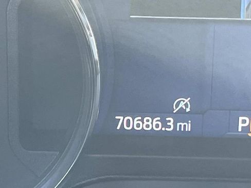 Certified 2023 Ford Expedition XLT image 40