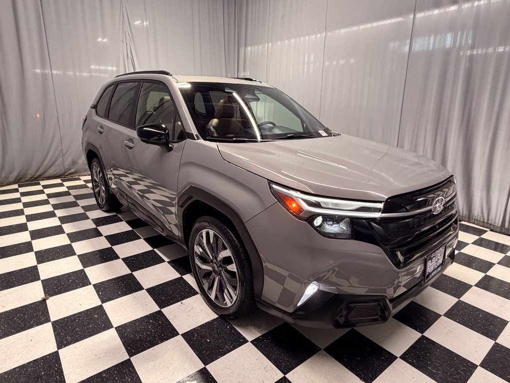 Certified 2025 Subaru Forester Touring AWD/4WD image 3