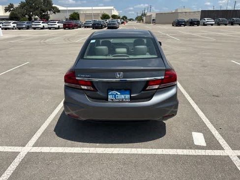 Used 2013 Honda Civic LX image 4