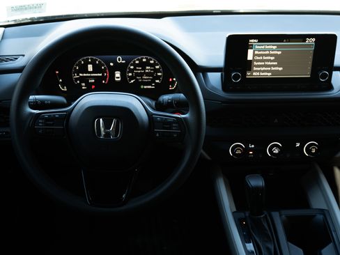 Certified 2023 Honda Accord LX image 26