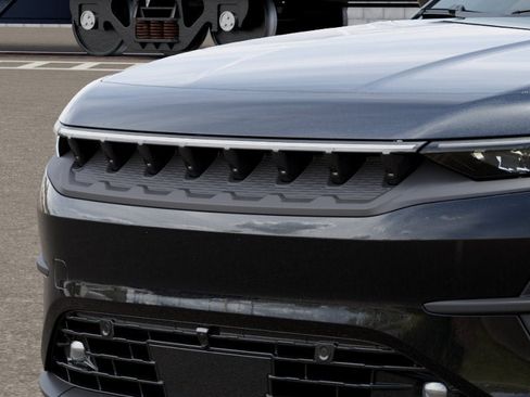 New 2025 Jeep Wagoneer S Limited AWD/4WD image 28