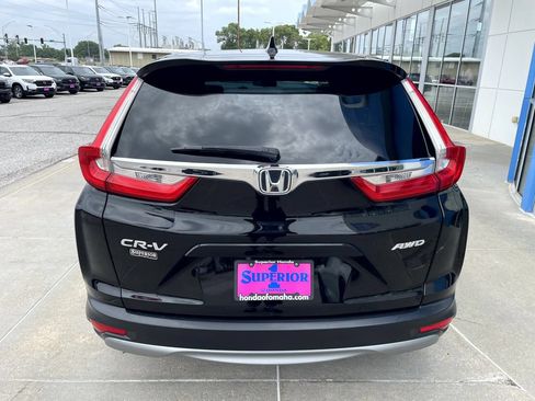 Used 2018 Honda CR-V EX image 3