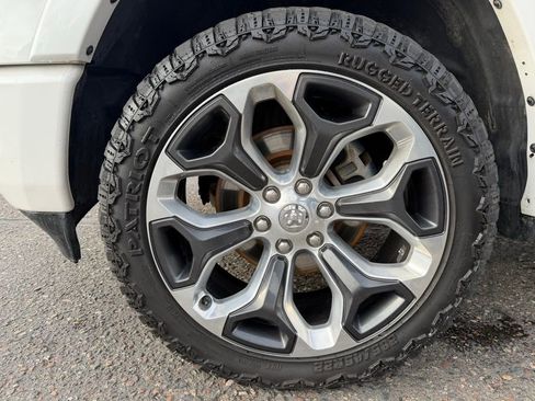 Used 2019 RAM 1500 Limited image 18