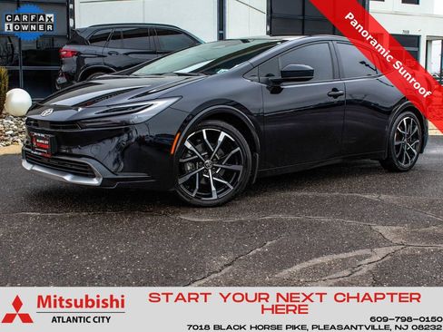 Used 2024 Toyota Prius Prime Premium image 1