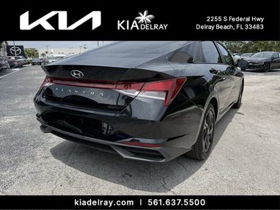 Used 2023 Hyundai Elantra SEL w/ Preferred Accessory Package