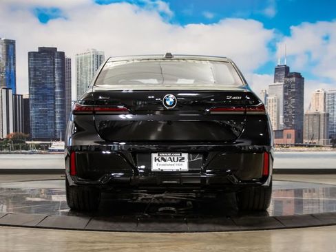 Used 2026 BMW 740i xDrive AWD/4WD image 11