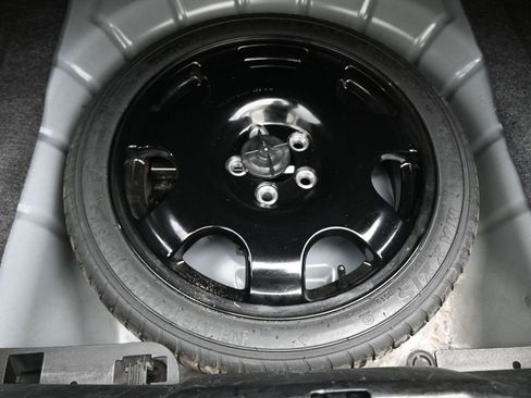 Used 2020 Ford Mustang Premium image 29