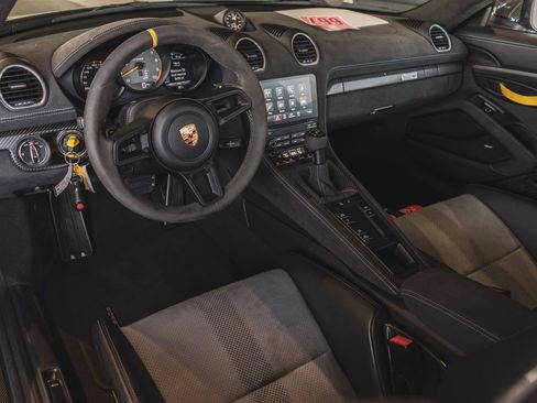 Used 2023 Porsche 718 Cayman GT4 RS image 4